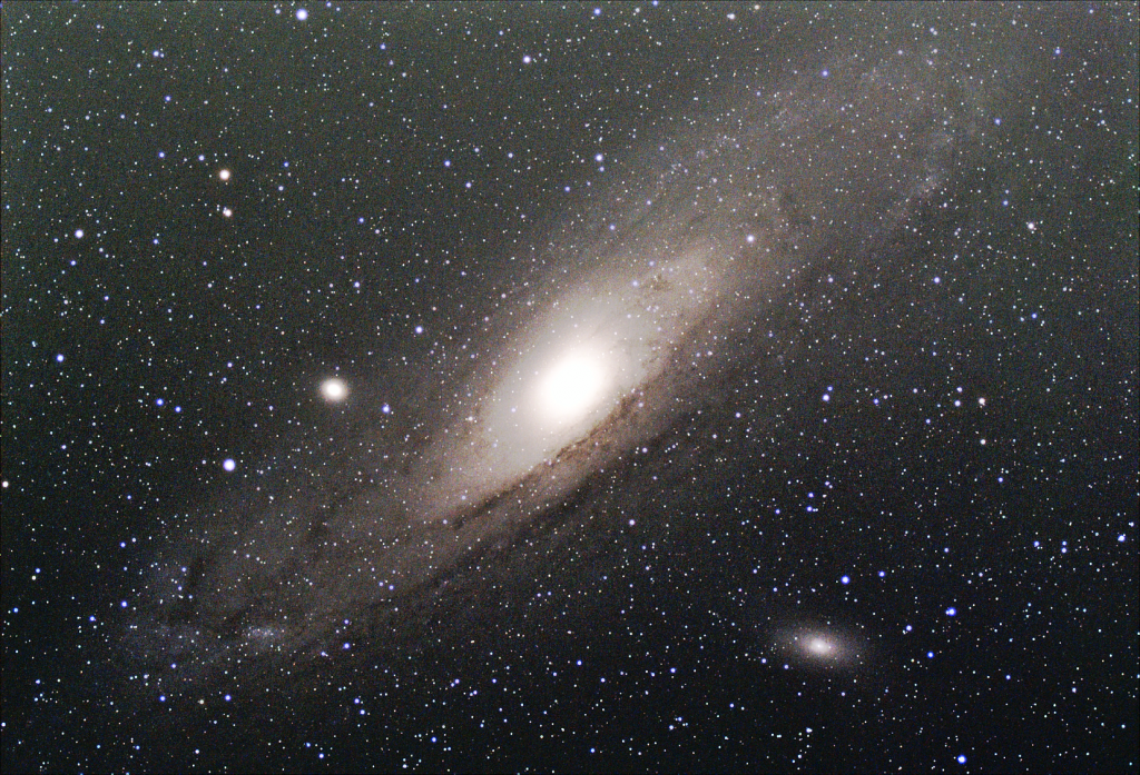 M31, Andromeda Galaxy, Post processing in GIMP of 09/16/2022 EAA Capture