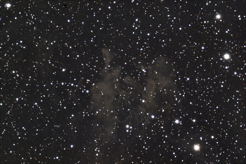 LBN 762 - Drunken Dragon Nebula - 80 x 180 seconds - Siril Processed